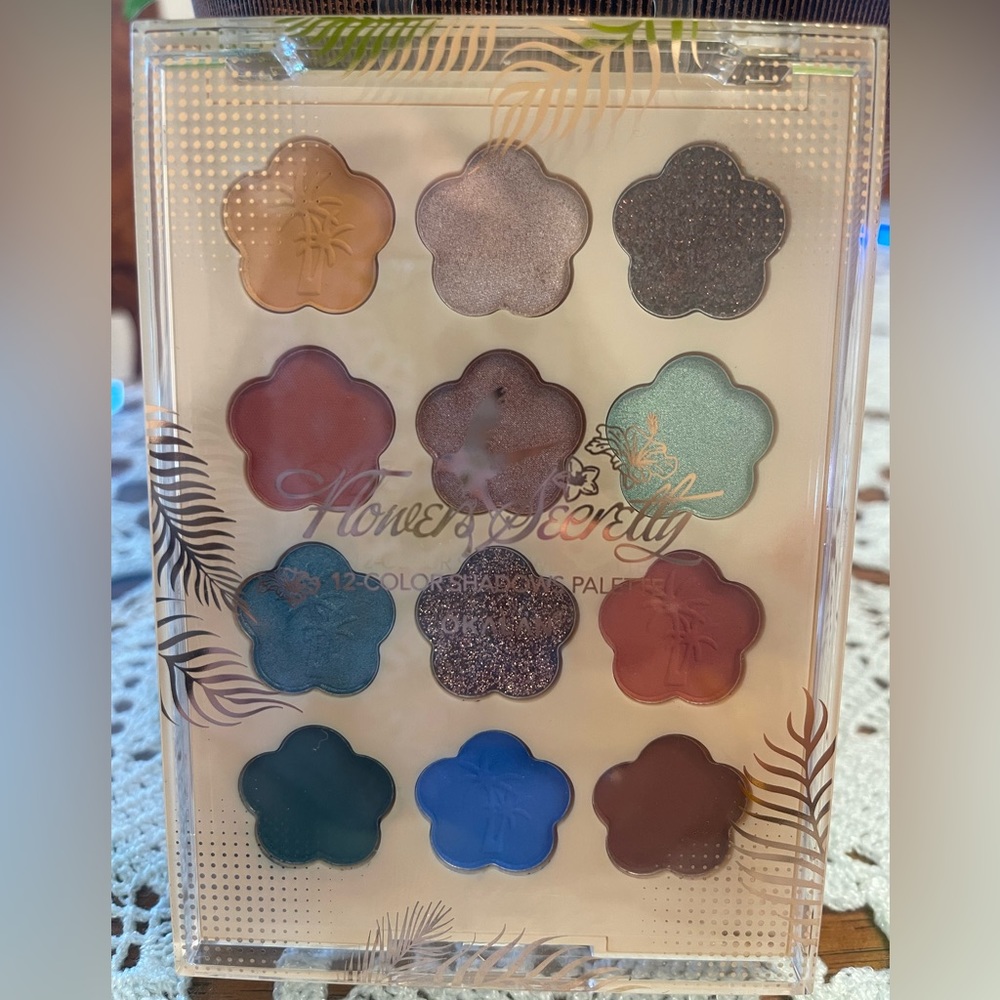 Shadow pallet